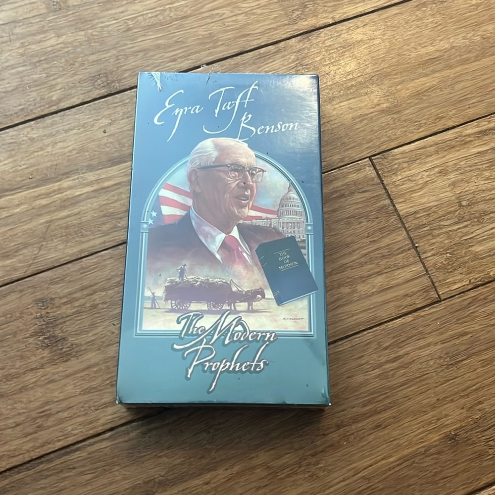 Brand new sealed living scriptures vhs Ezra Taft Benson the modern prophets 2002